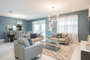 Luxury 9 bd 5 Bath with private Pool and Spa 140